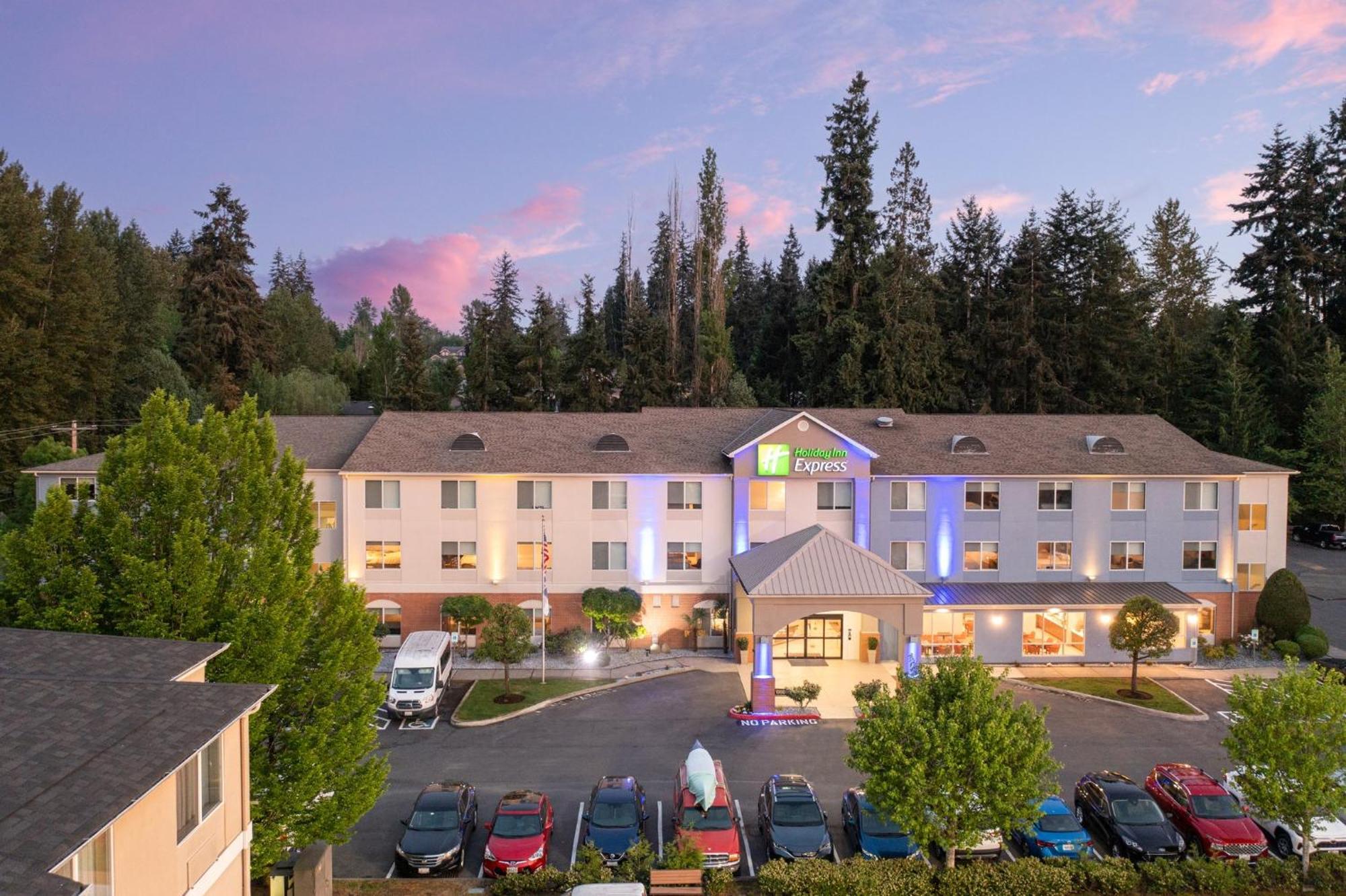Holiday Inn Express Bothell By Ihg Экстерьер фото