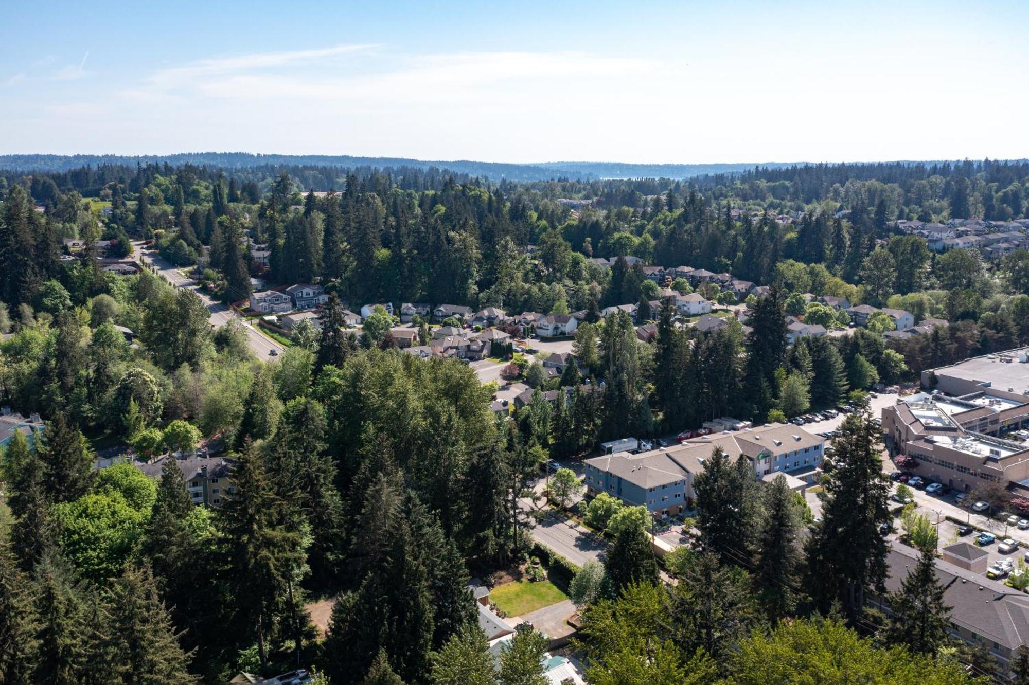 Holiday Inn Express Bothell By Ihg Экстерьер фото