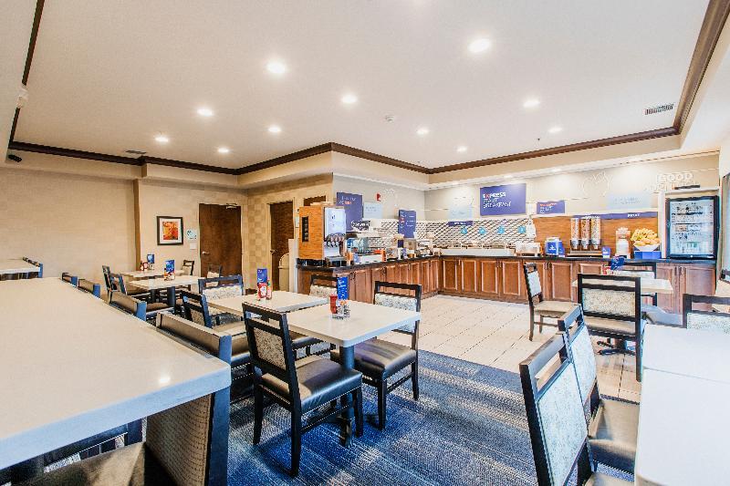 Holiday Inn Express Bothell By Ihg Экстерьер фото